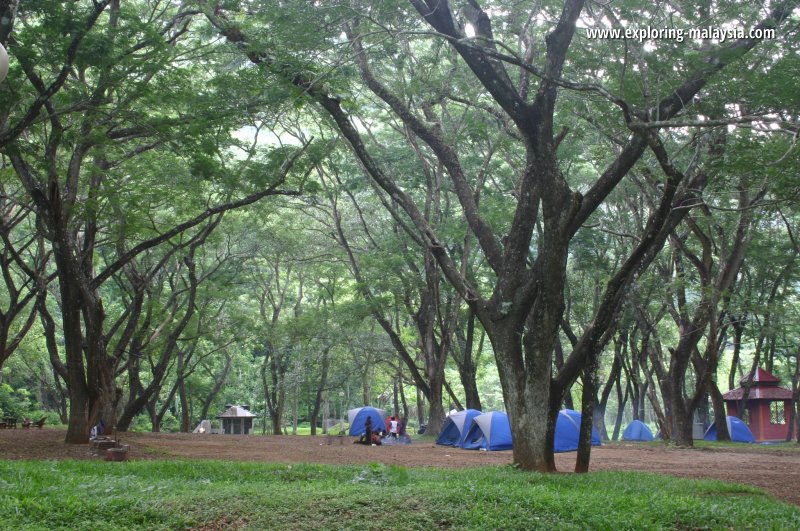 Wang Tangga, Kaki Bukit