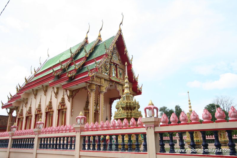 The viharn of Wat Machimaprasit