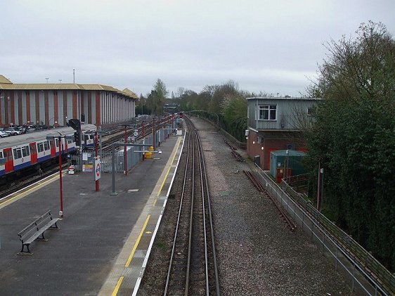 Amersham Tube Station platform