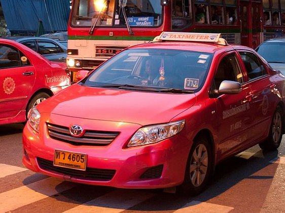 Another pink Bangkok taxi