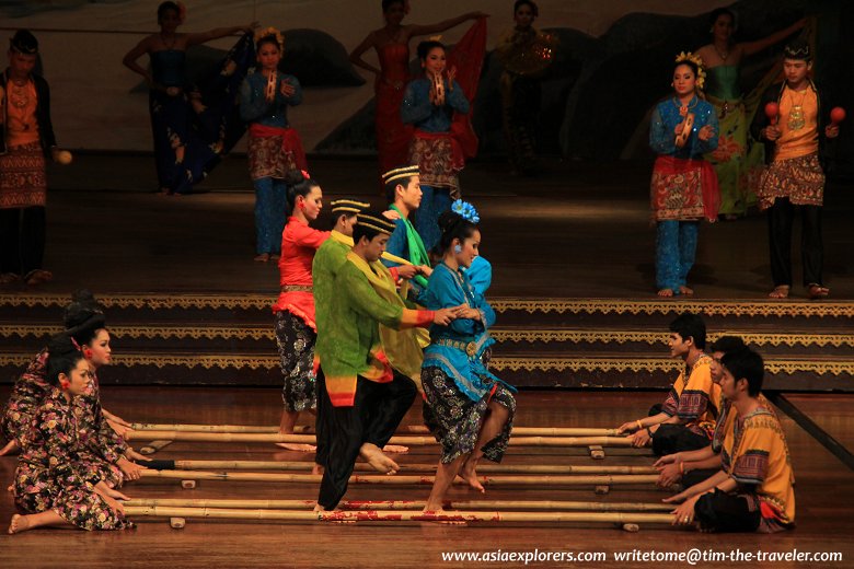 Bamboo Dance, Nong Nooch