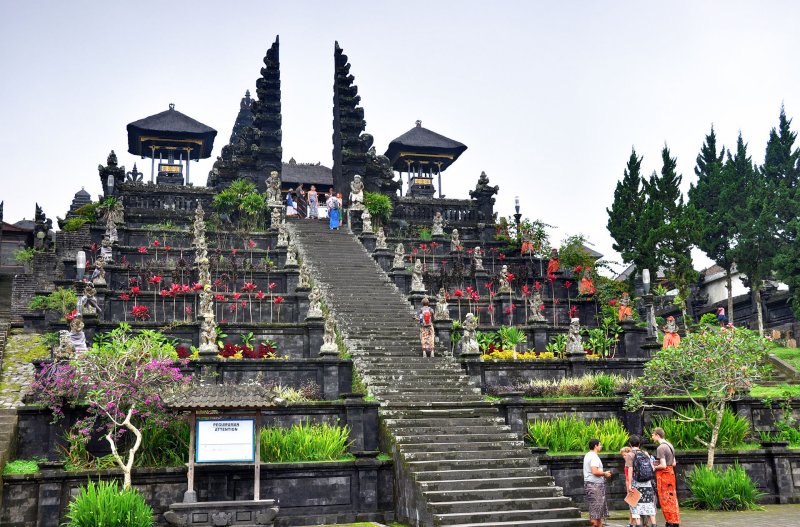 Grand staircase to Besakih