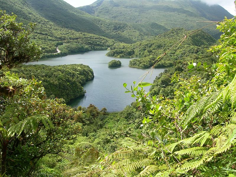 Boeri Lake, Dominica