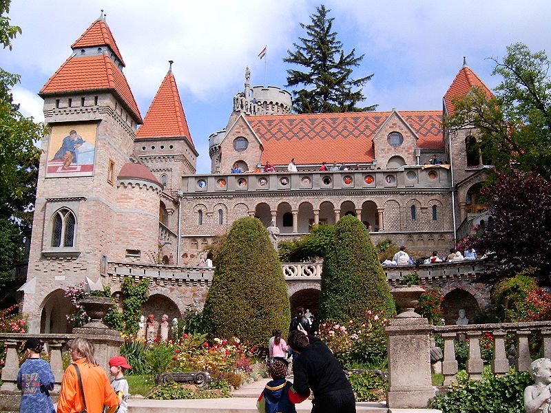 Bory Castle, Székesfehérvár