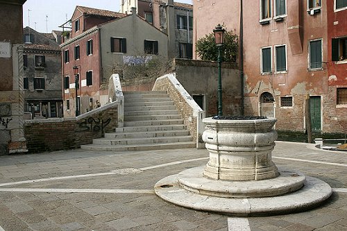 Campo San Boldo, in Sestiere Santa Croce