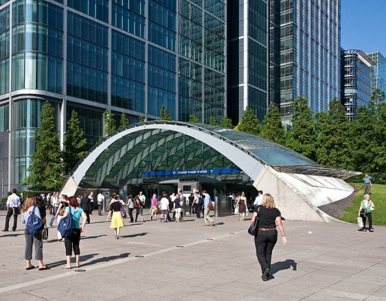 Canary Wharf Tube Station exterior