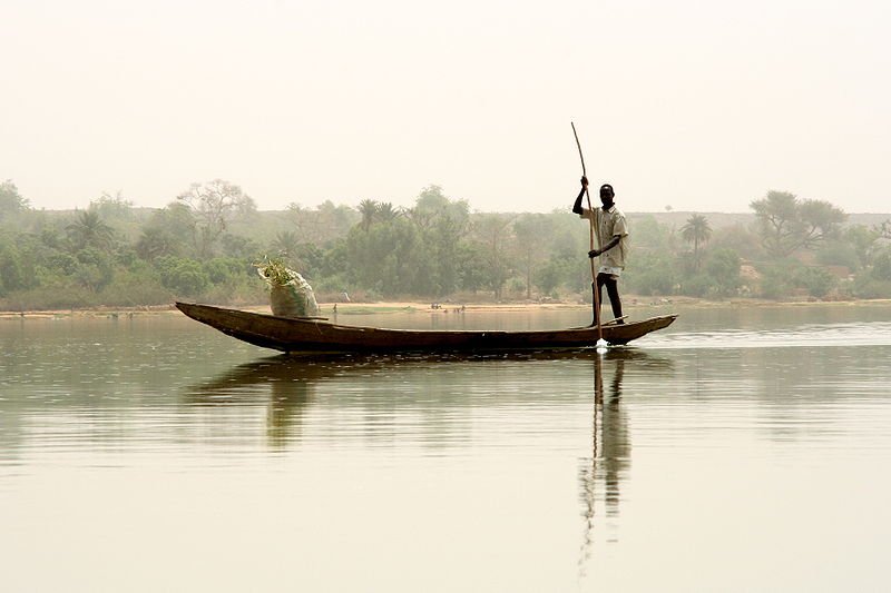 Canoe on the Niver River in Niamey