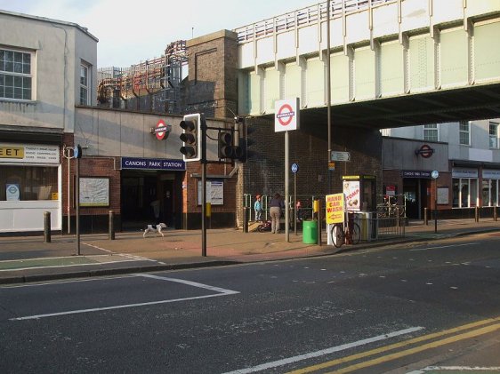 Canons Park Tube Station