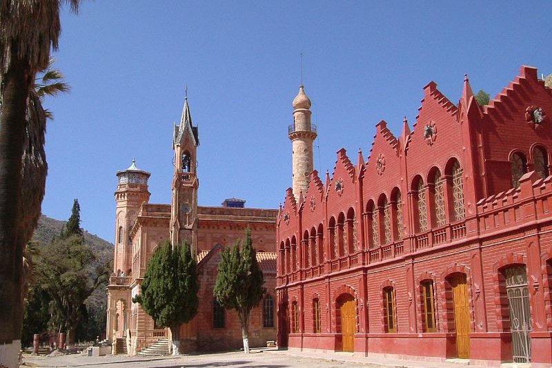 Castillo del Principado de La Glorieta, Sucre