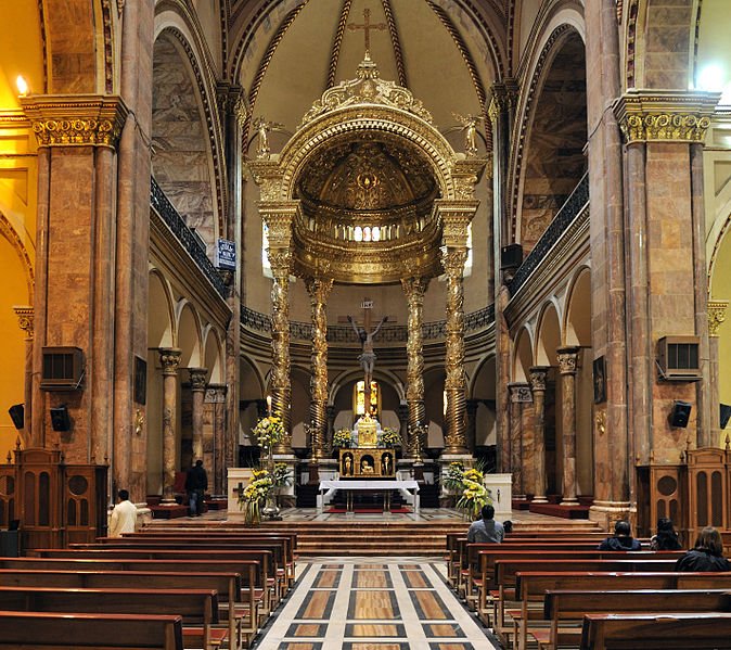 Catedral de la Immaculada Conception, Cuenca, Ecuador