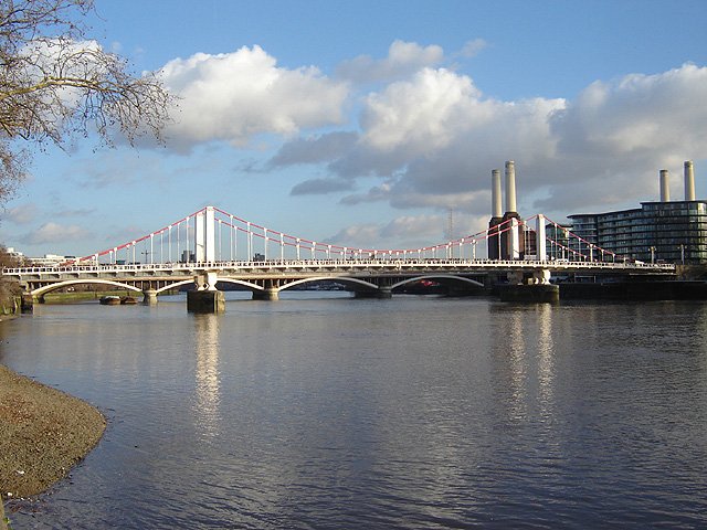 Chelsea Bridge, London