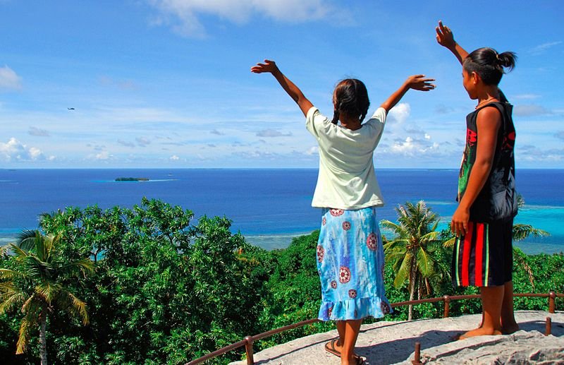 Children on Weno Island, Chuuk, Micronesia