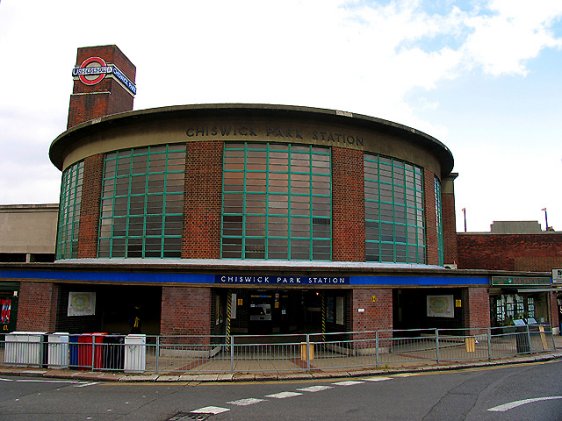 Chiswick Park Tube Station