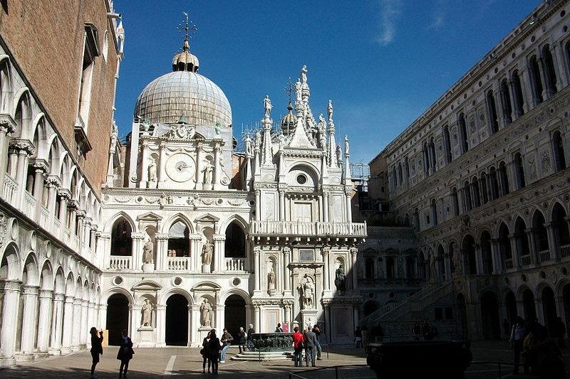 Courtyard, Doge's Palace