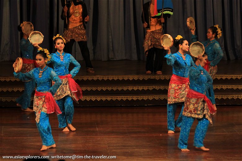 Dance of the southern Thai Muslim minority, Nong Nooch