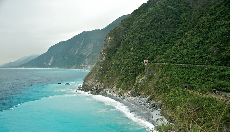 Cing Shui Cliffs at Su Hua Highway, east coast of Taiwan