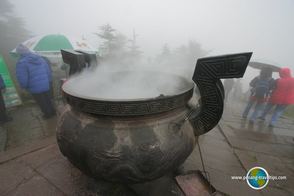 Emeishan, Sichuan Province