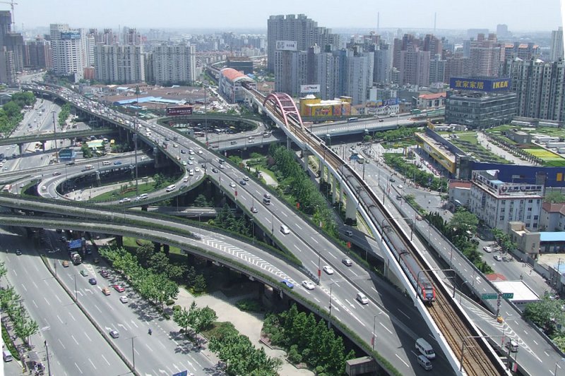 Expressway interchange in Shanghai