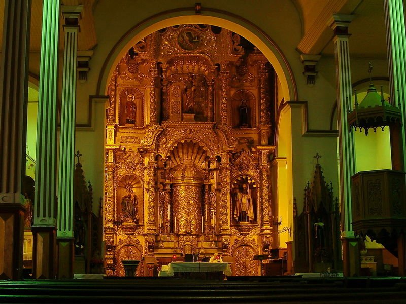 Golden altar of San José Church, Panama City