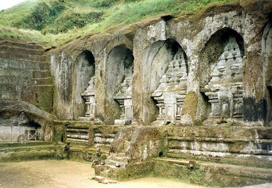 Gunung Kawi Royal Monuments Temple