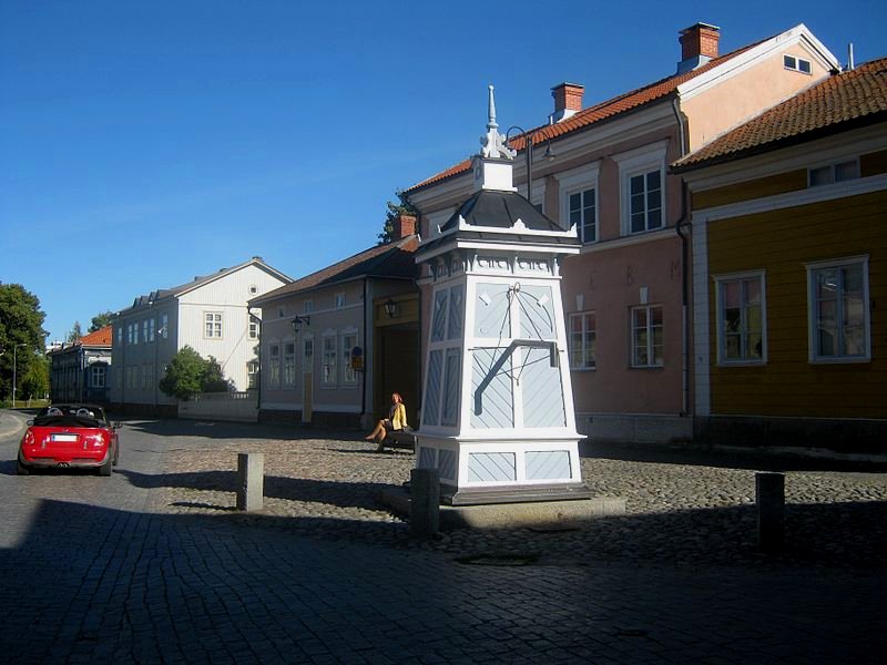 Hauenguano Square, Old Rauma