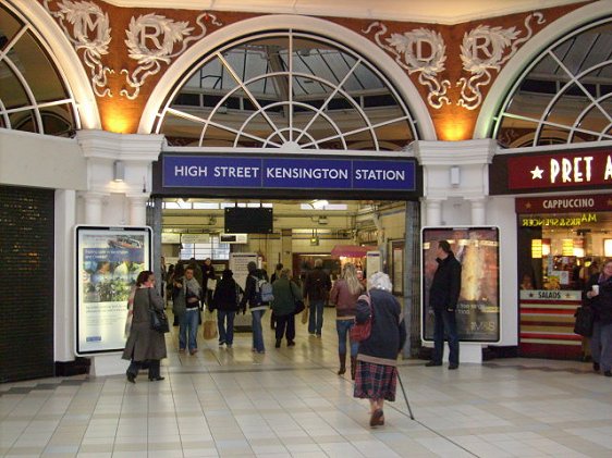 High Street Kensington Tube Station