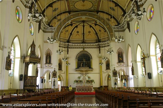 Holy Rosary Church interior