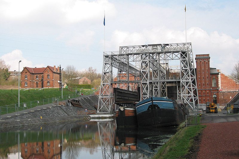 Houdeng-Goegnies boat lift, Belgium