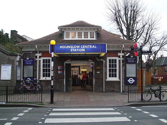 Hounslow Central Tube Station