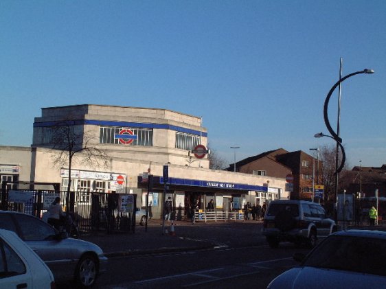 Hounslow West Tube Station