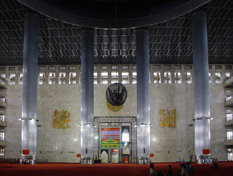 Istiqlal Mosque, Jakarta