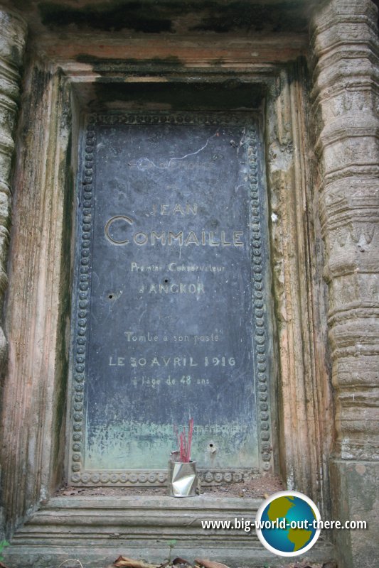 Inscription of Jean Commaille's tomb