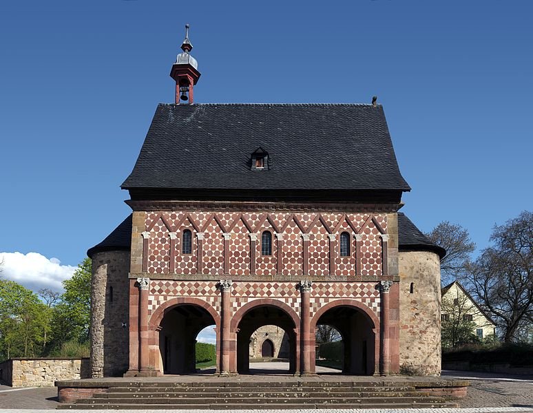Königshalle, Lorsch Abbey
