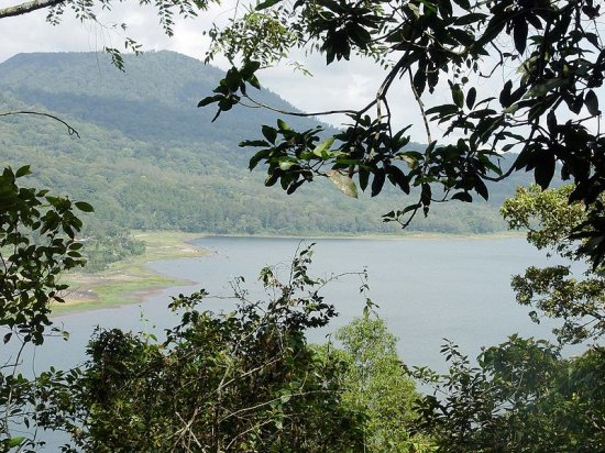 Lake Buyan