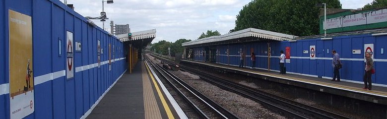 Latimer Road Station, Circle Line