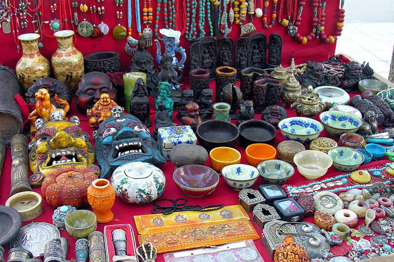 Lhasa street market