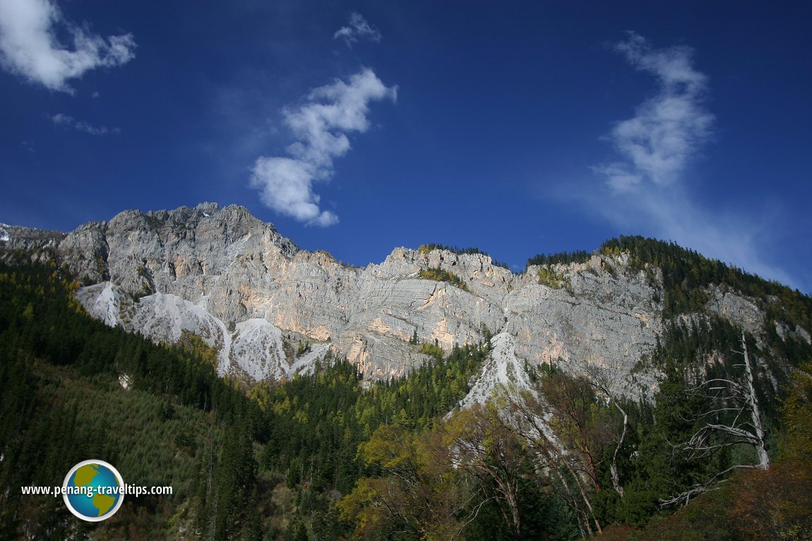 Long Lake, Jiuzhaigou