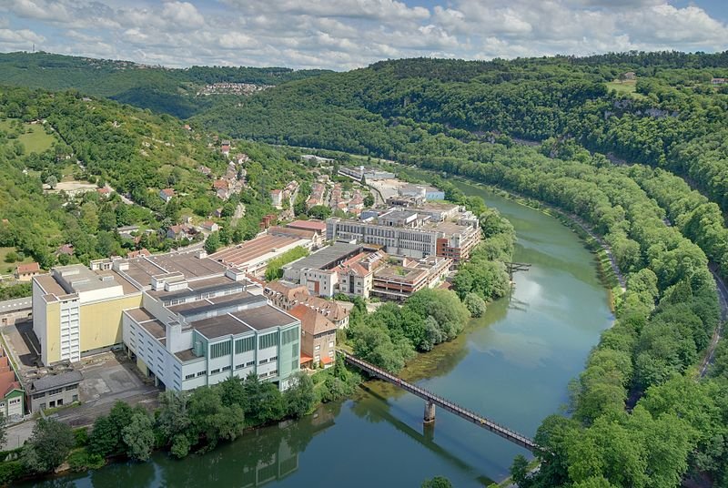 Loop of the Doubs River in Besançon