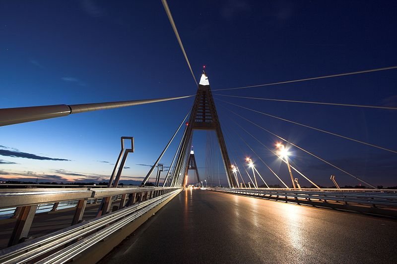 Megyeri Bridge, Budapest