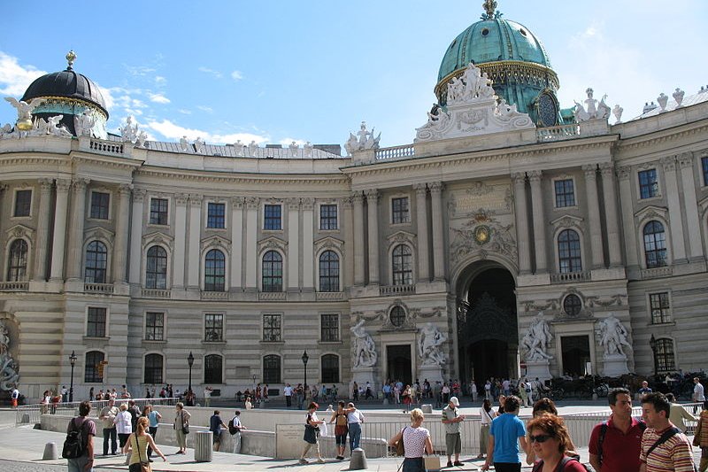 Michaelerplatz, Vienna