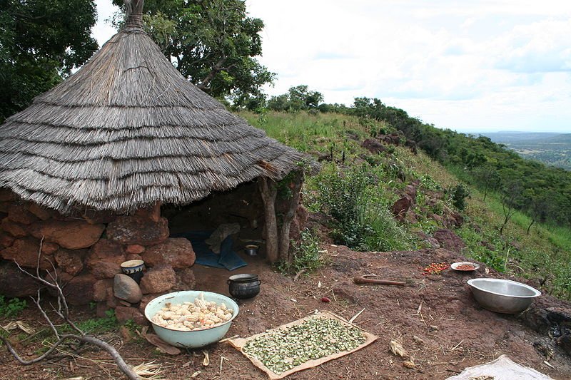 Rural house near summit of Mount Tenakourou