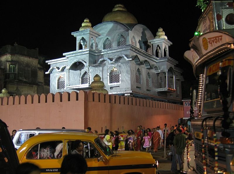 Night time in Aharitolla, Kolkata