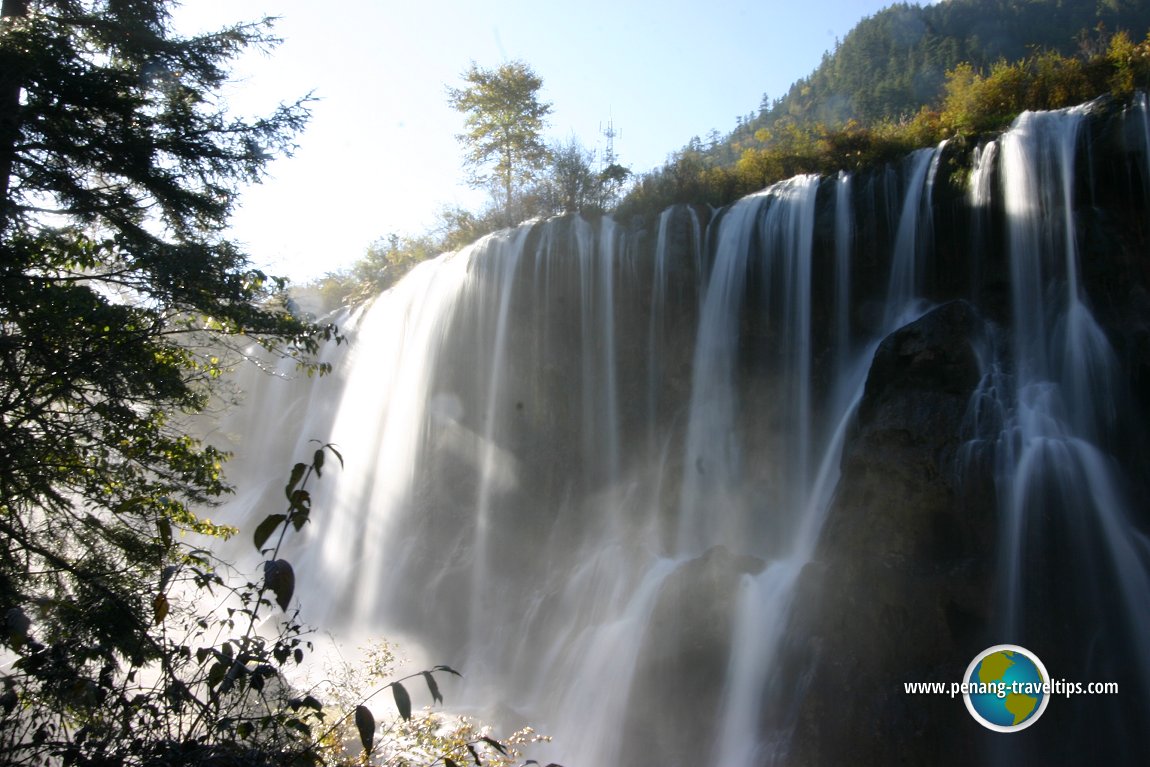 Nuorilang Waterfall, Jiuzhaigou