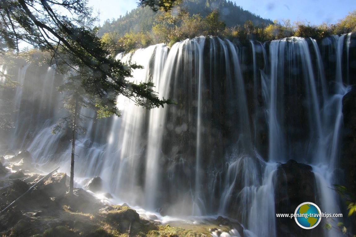 Nuorilang Waterfall, Jiuzhaigou