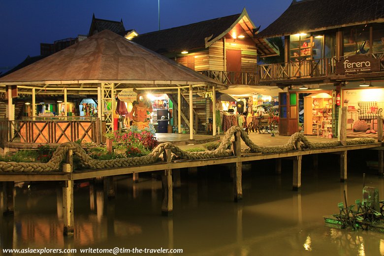 Pattaya Floating Market