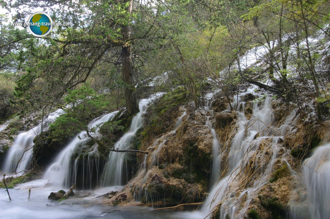 Pearl Shoal Falls, Jiuzhaigou