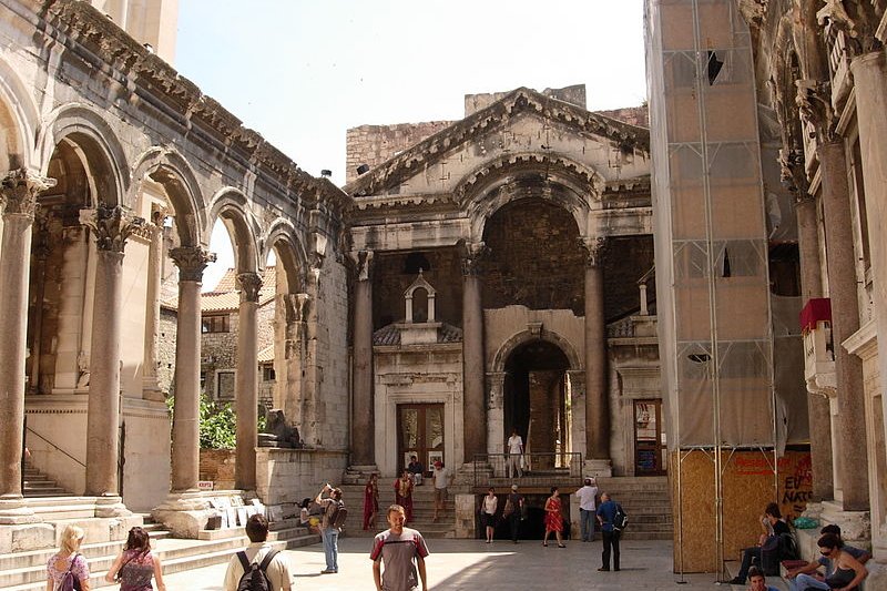 Peristyle, Split