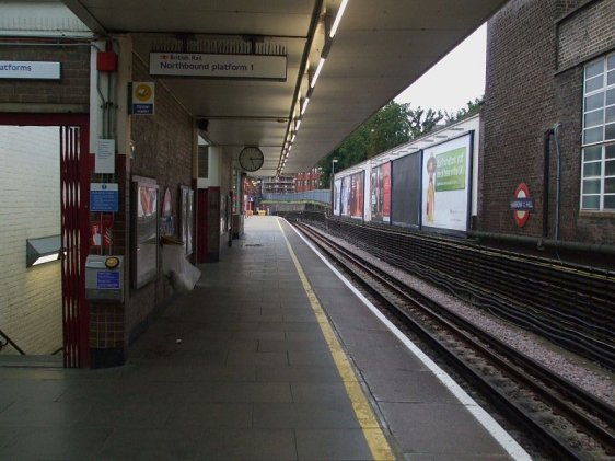 Platform level at Harrow-on-the-Hill Tube Station