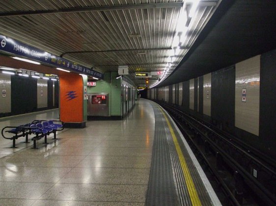 Platform level, Hatton Cross Tube Station