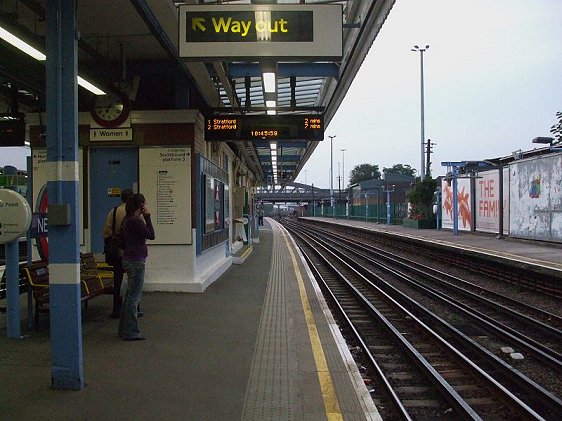 Platform level at Neasden Tube Station